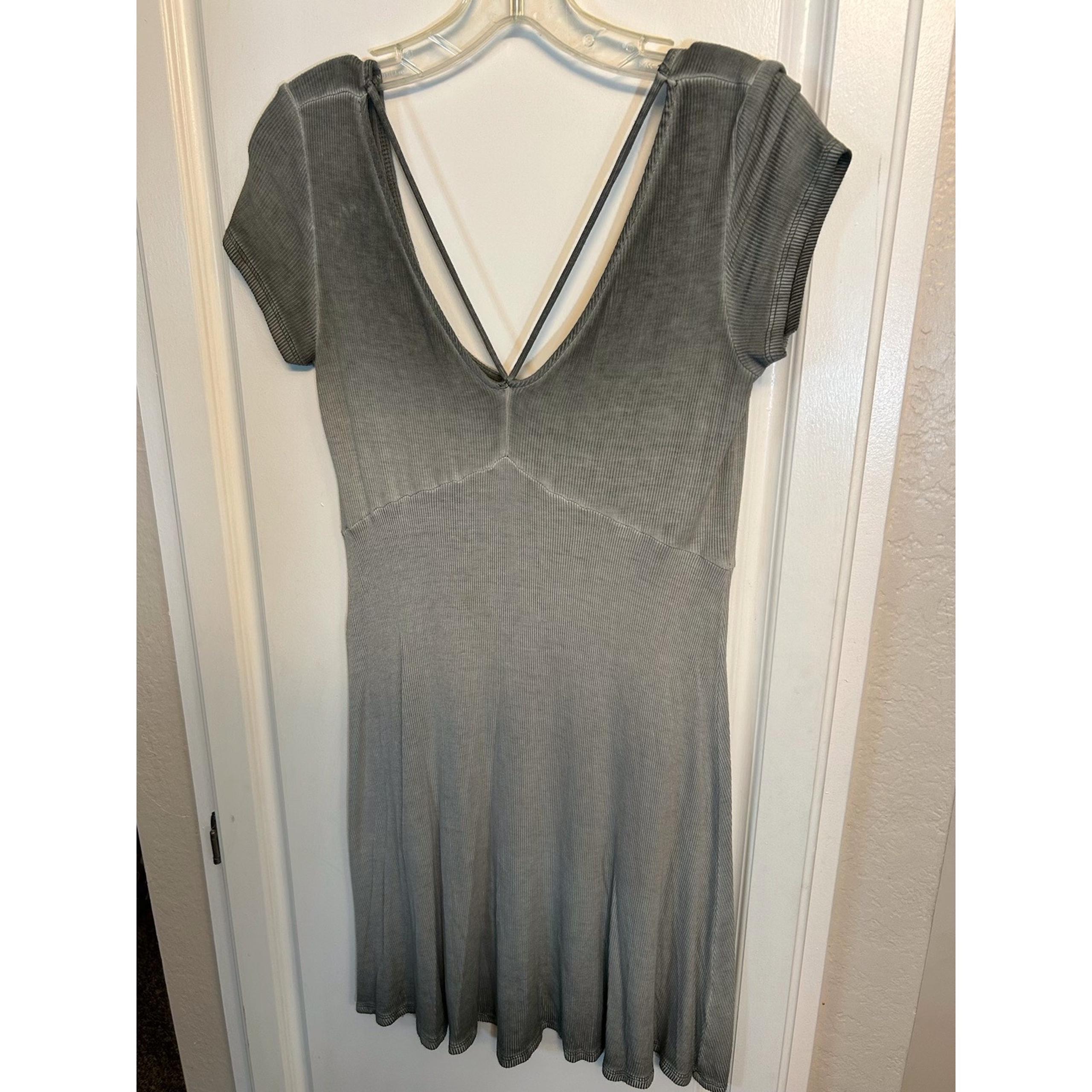 American Eagle green short sleeve mini dress