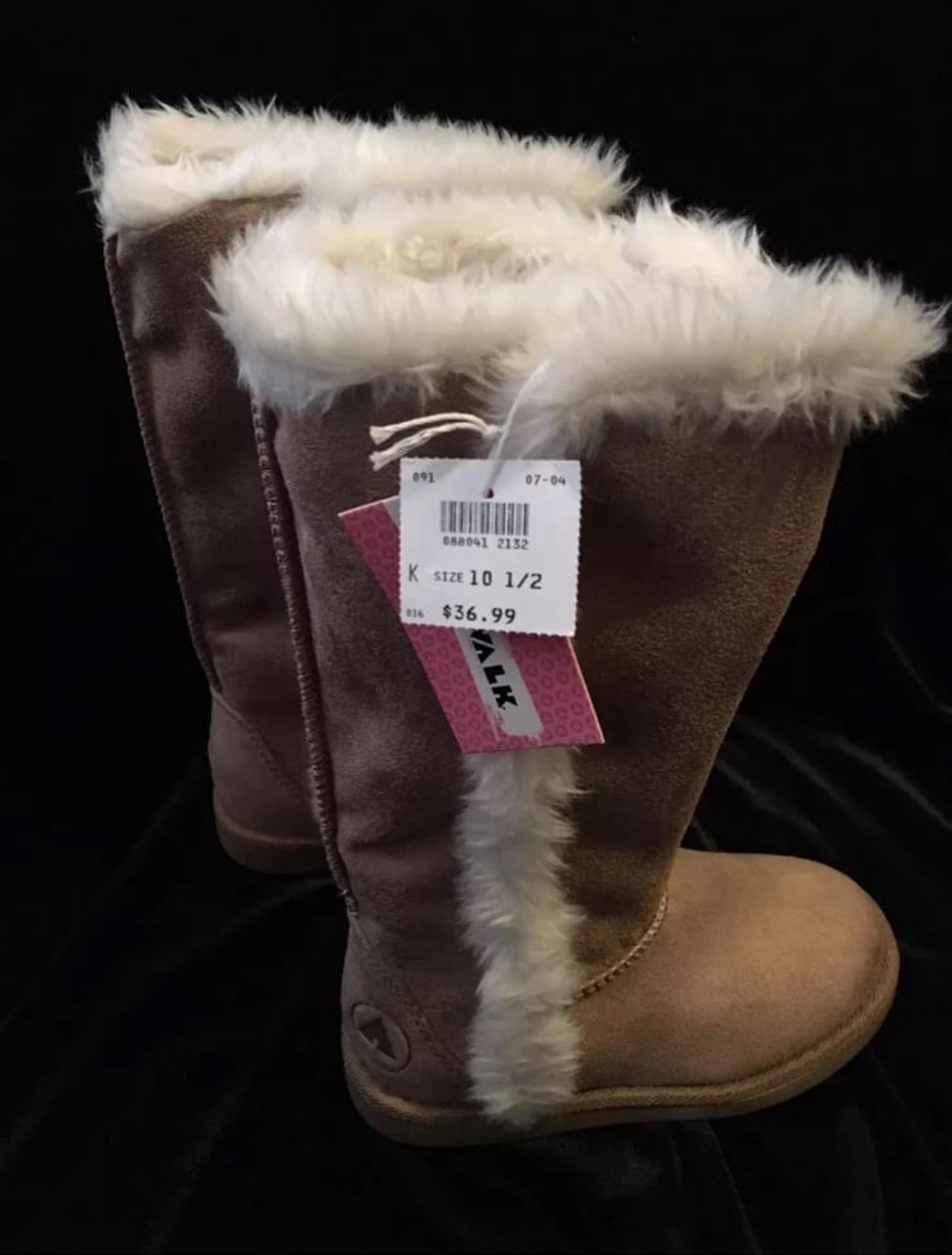 NEW $37 Airwalk Fold Regan Tan Faux Fur Boots Girls 10.5