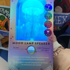 Jellyfish mood lamp speaker