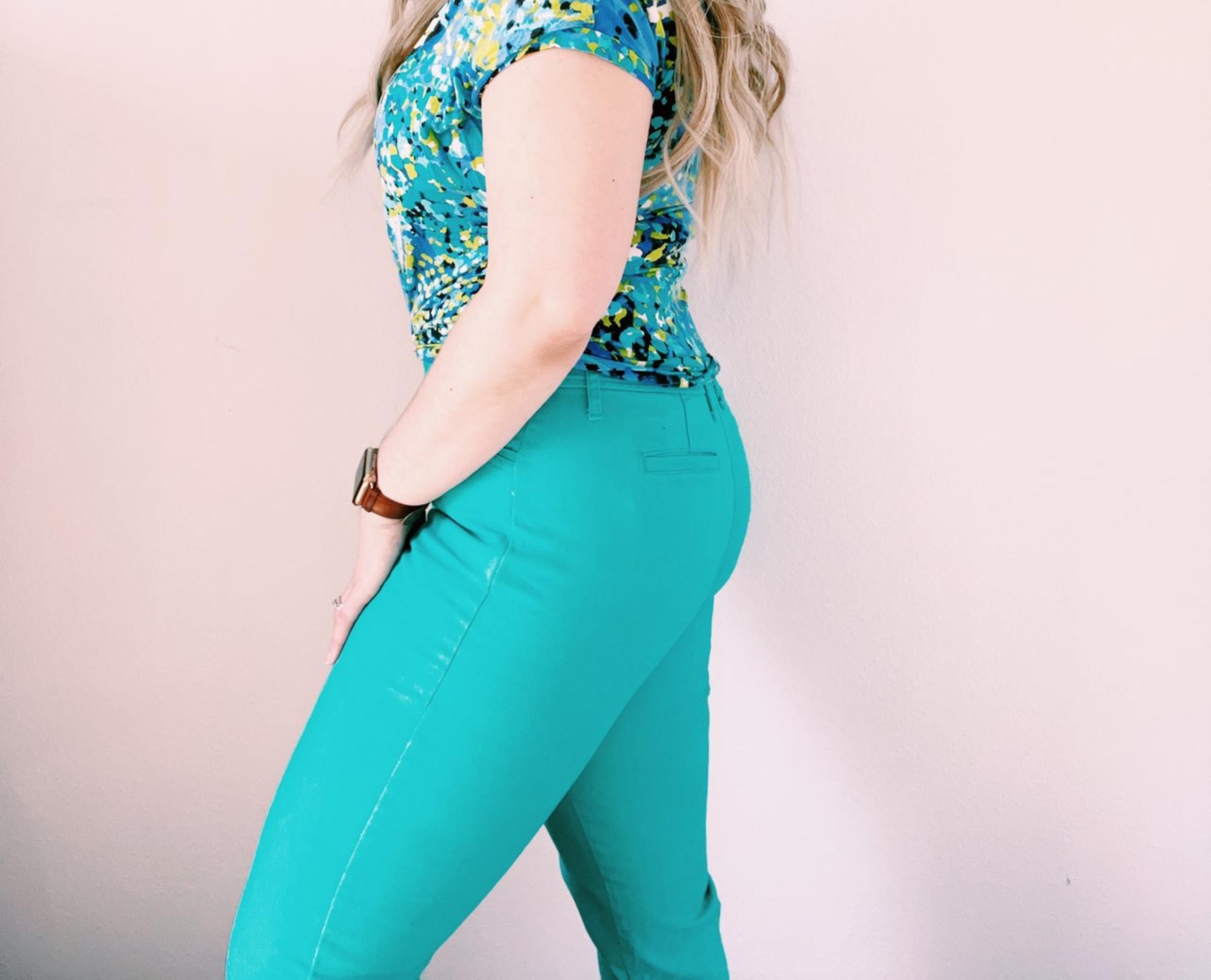 St. John's Bay Aqua Capri Cropped Pants