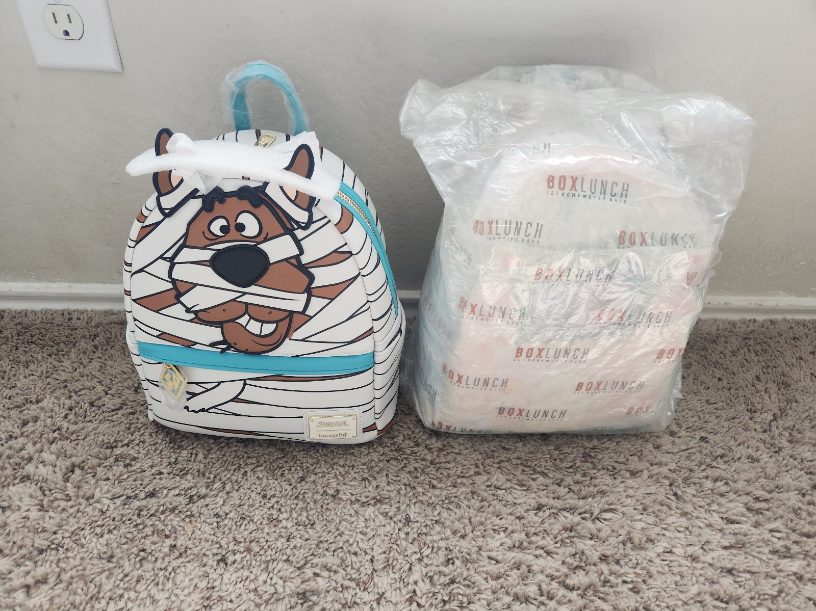 Loungefly Scooby Doo Mummy & Stitch Sandcastle mini backpack bundle