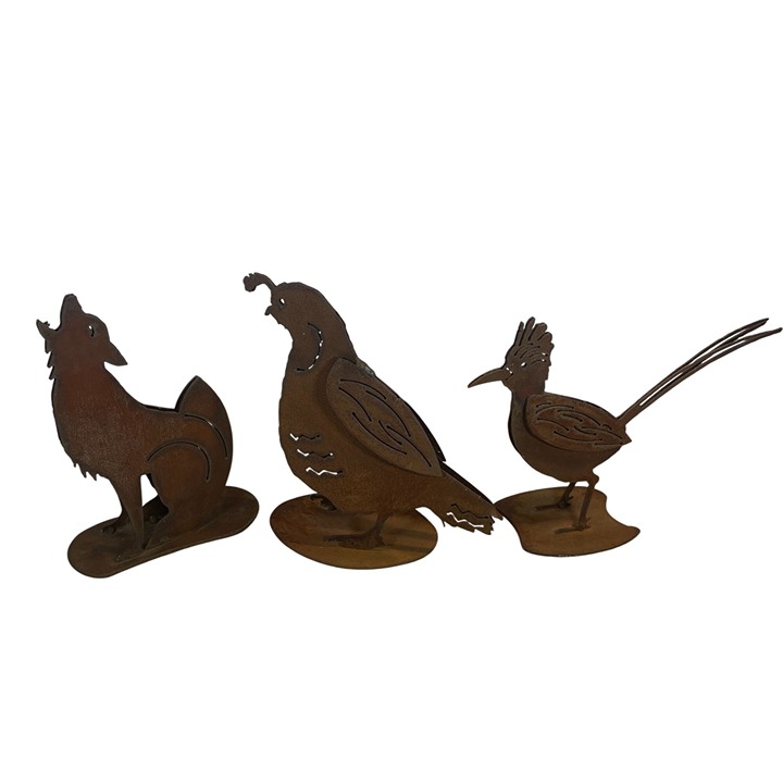 Rustic Rusted Metal Southwestern Animal Bird Lawn Statue Coyote Quail Roadrunner