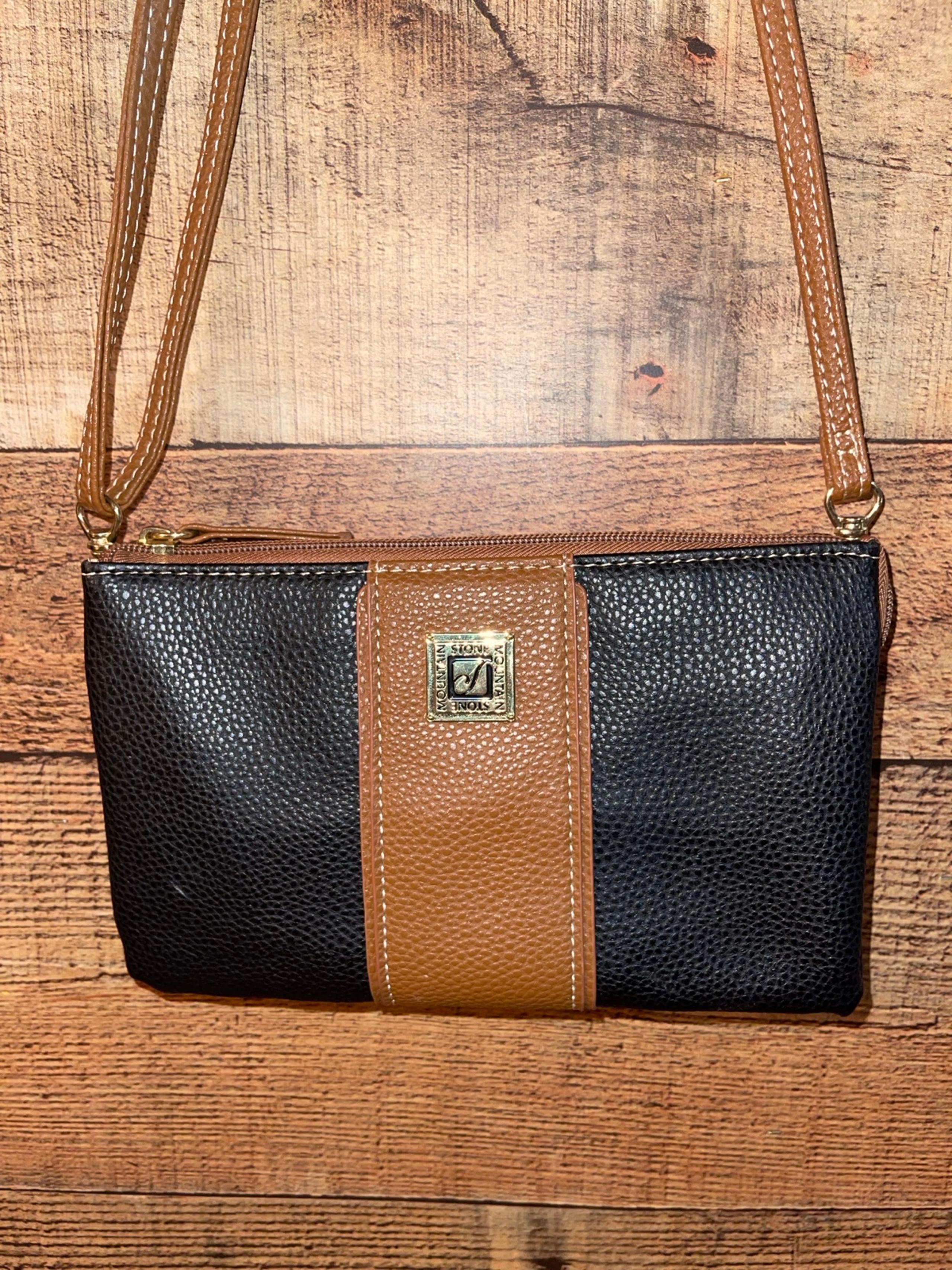 Stone Mountain Cornwall Bonded Pebble Leather Trifecta Crossbody Bag