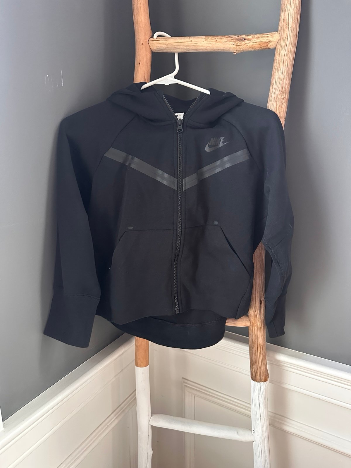 Nike Tech girls hoodie