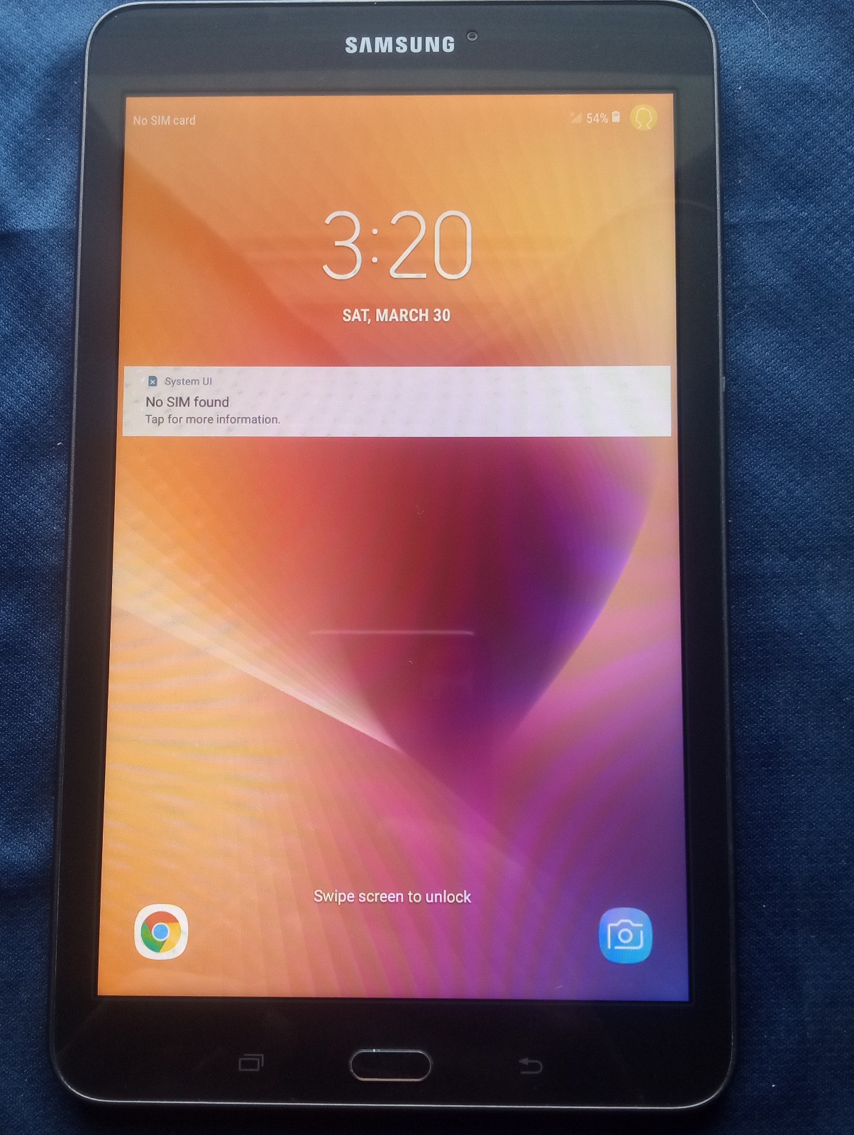 Samsung Galaxy Tab E 8.0 in Metallic Black