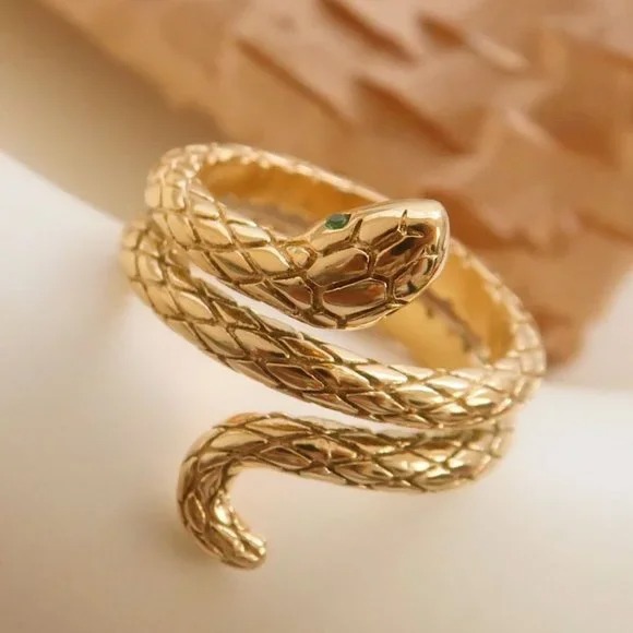 18K Gold Snake Serpent Ring size 7