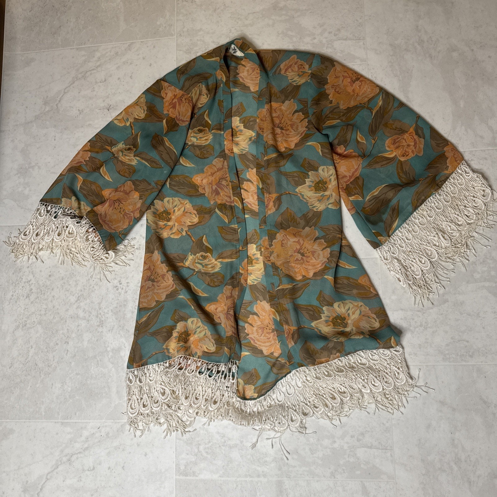 Show Me Your Mumu Floral Kimono Cardigan Size Small Boho Fringe Trim
