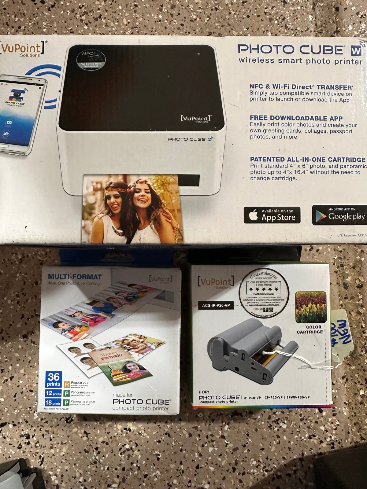 Printer photo cube wireless Bluetooth print your photos from your cell.
