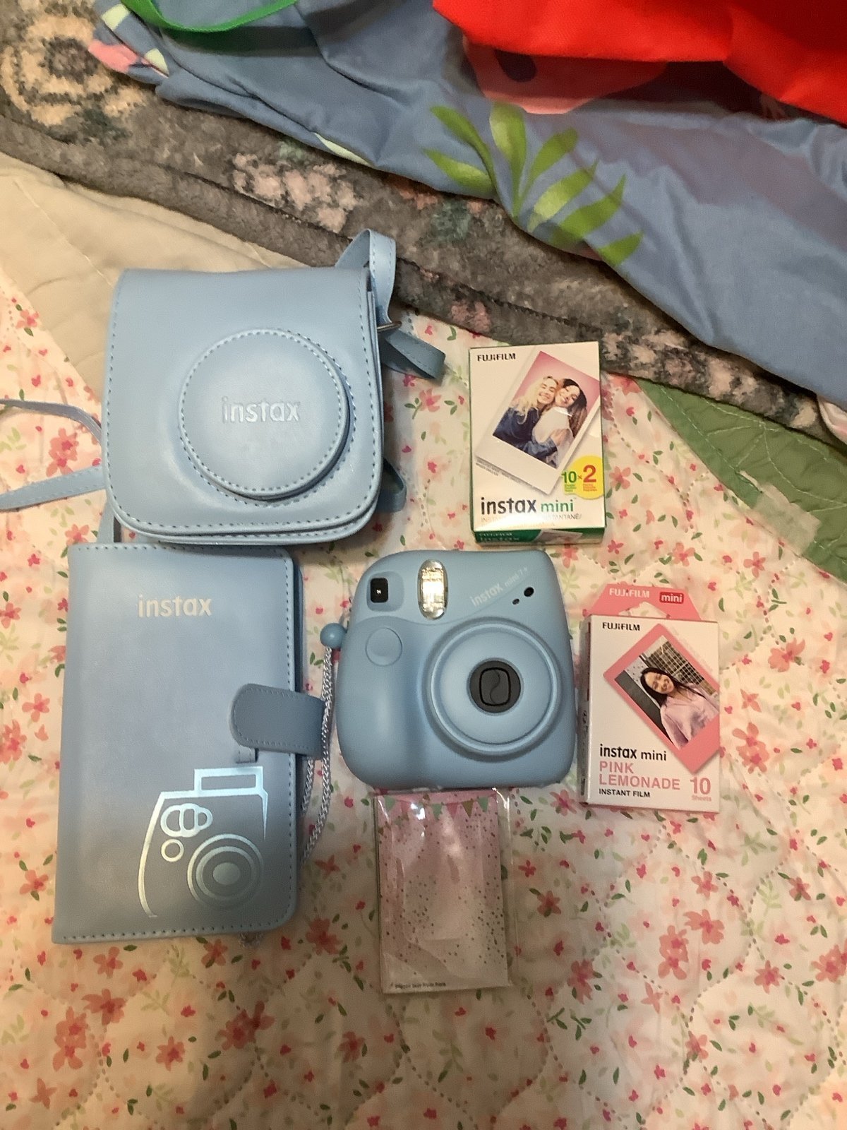 Instax mini 7+