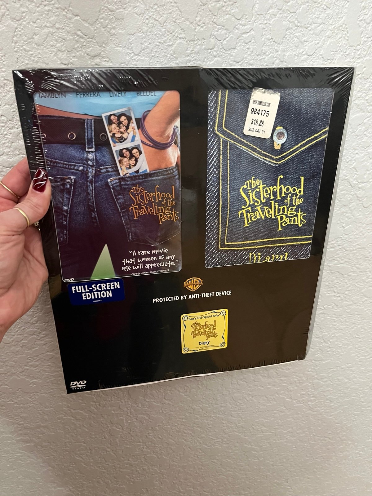 Sealed New The Sisterhood of the Traveling Pants DVD & Dairy Set Rare