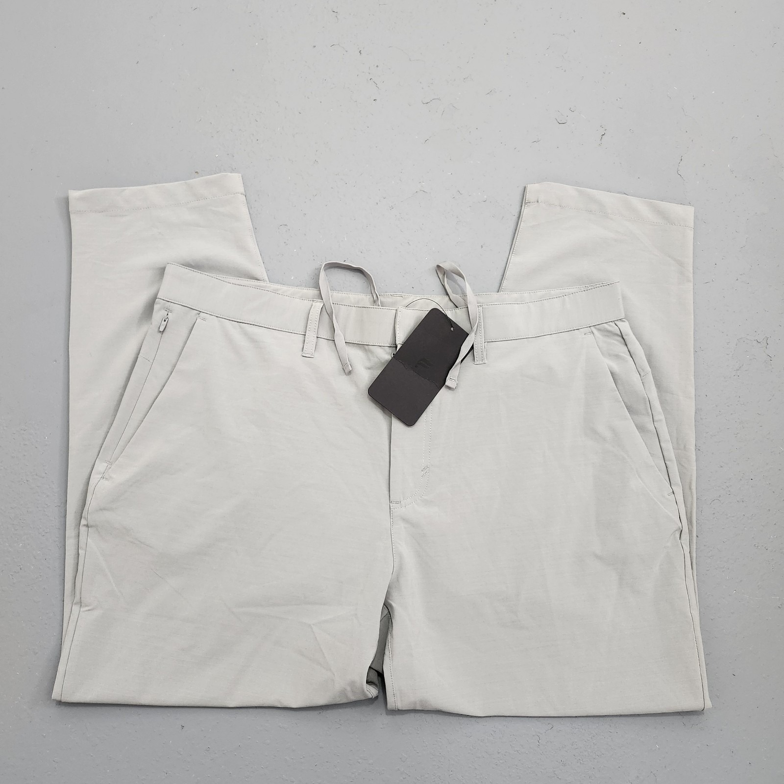 NWT Fabletics Mens XL The Only Pant Performance Golf Stretch Gray Pants Athletic