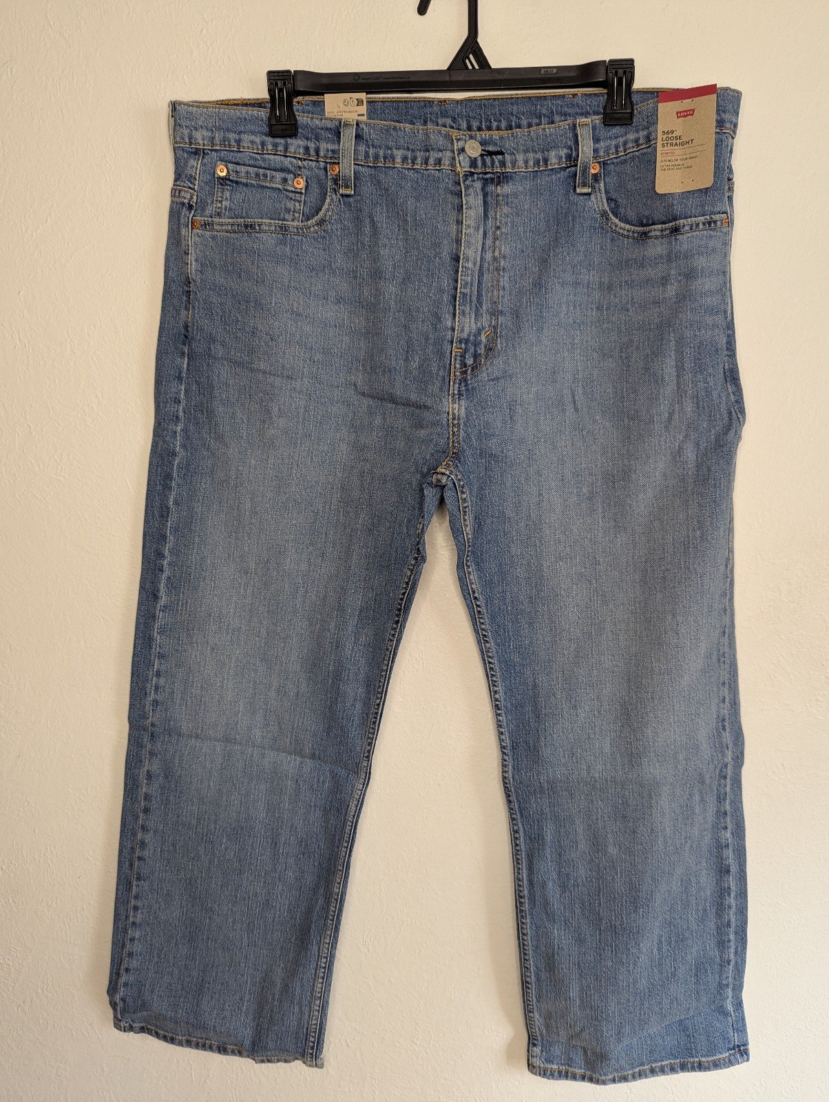 NWT Levi's 569 Loose Straight Men's Jeans Size 40x30