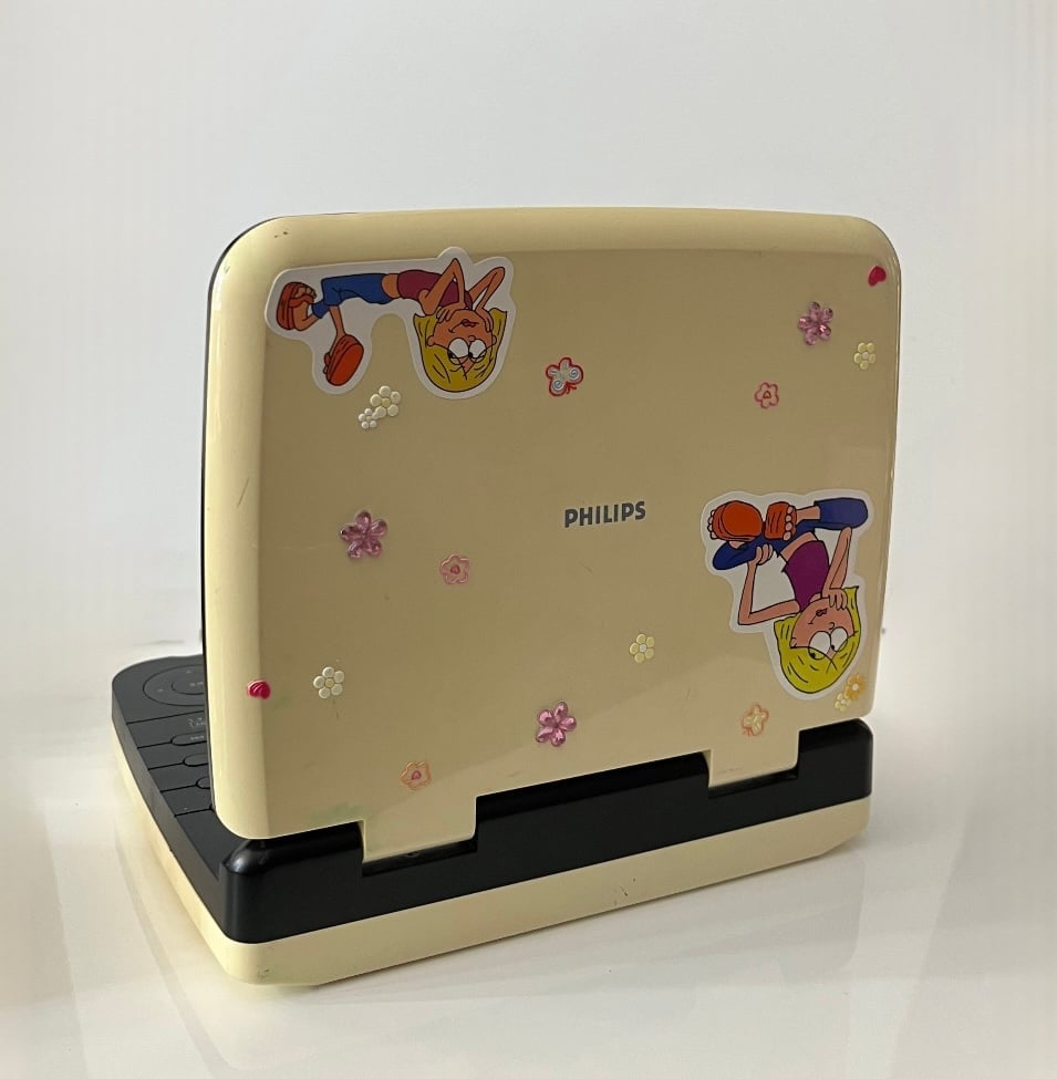 PHILIPS Portable DVD Player