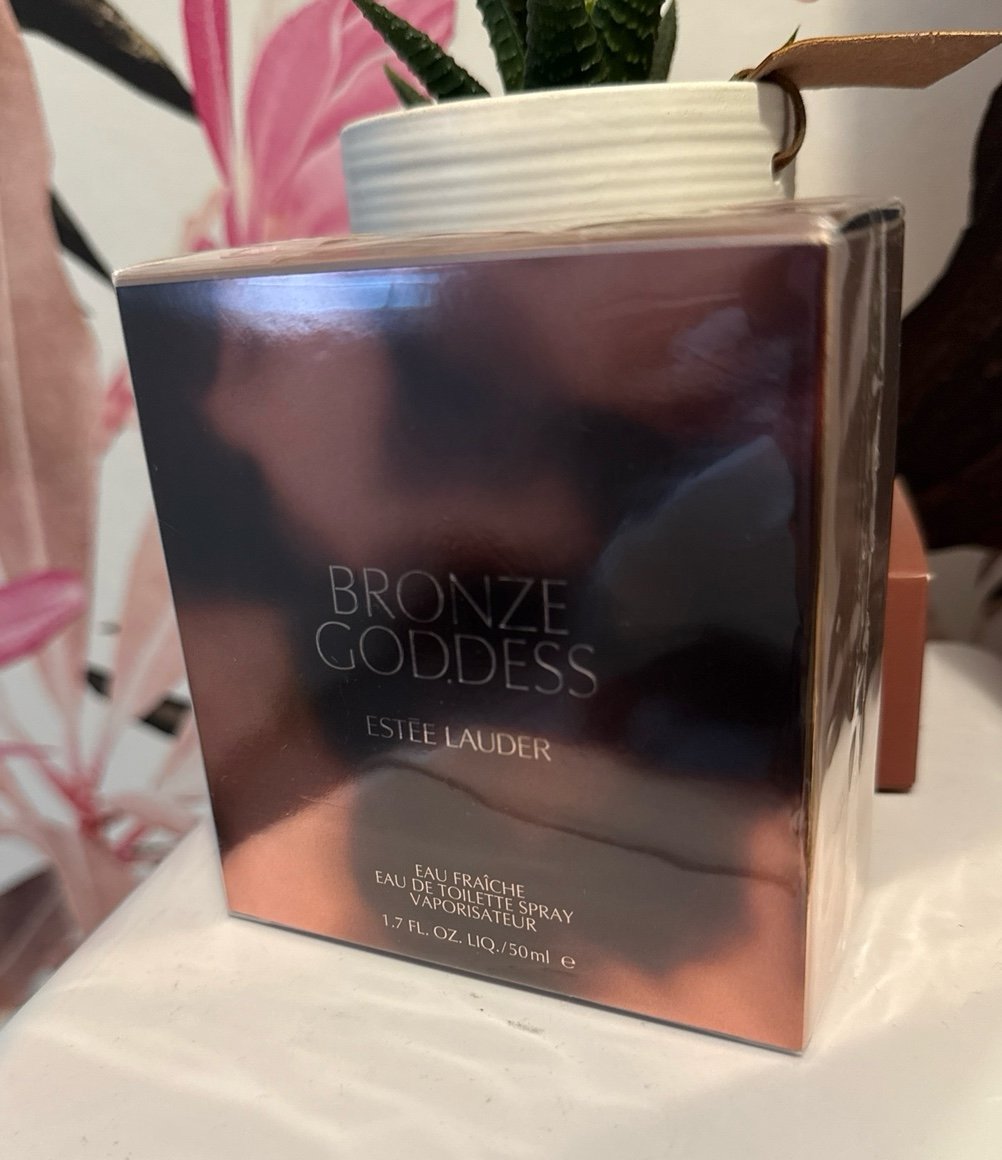 Estée Lauder fragrance