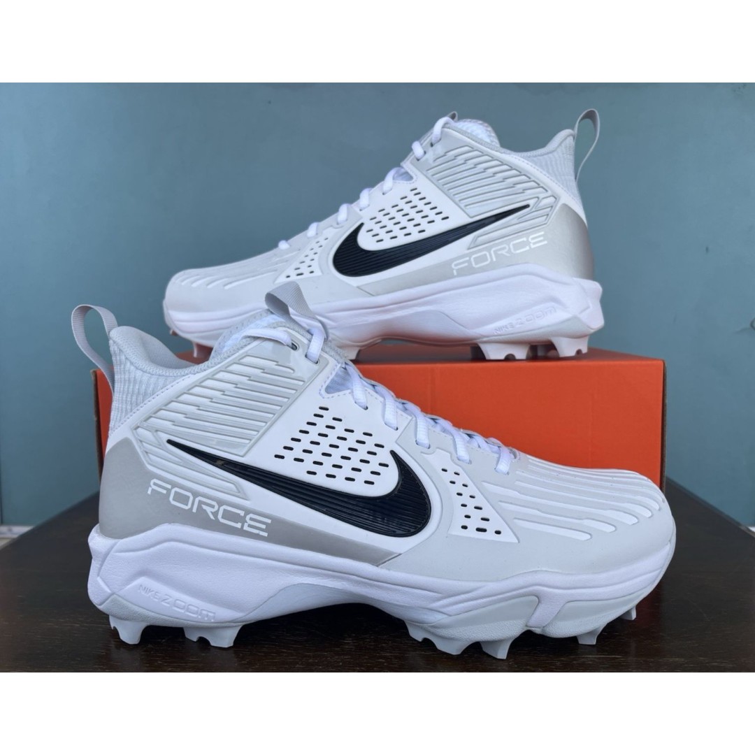 Nike Force Savage Pro 3 Shark Football Cleats Men's Size 14 FJ8163-105 NO LID