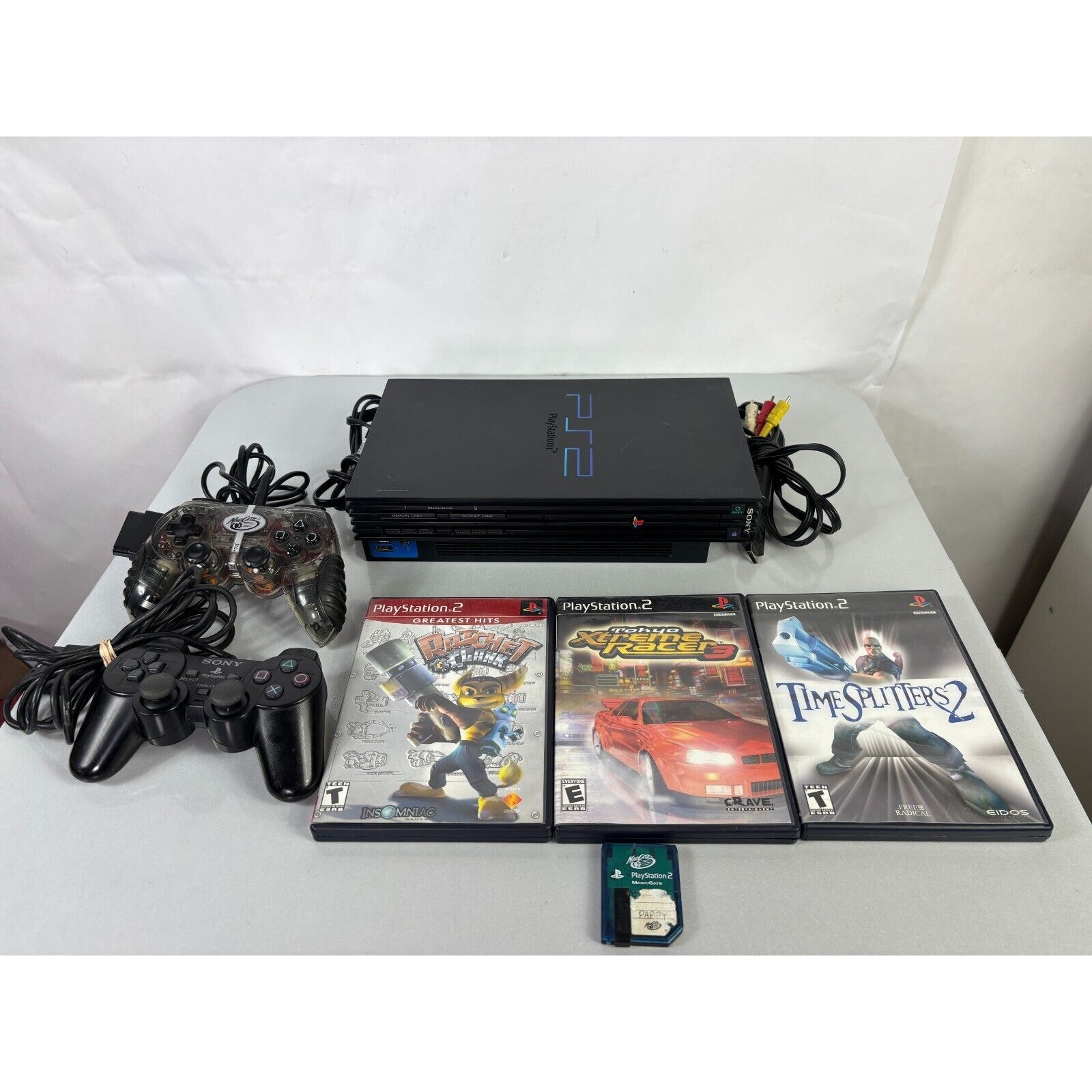 Sony PlayStation 2 PS2 Fat Console Bundle (SCPH-39001) TESTED
