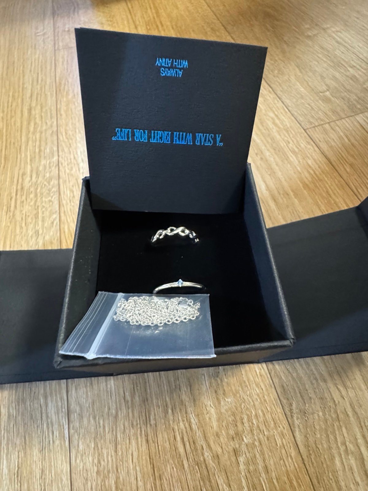 ATEEZ 8ROOM POP UP Atiny Ring