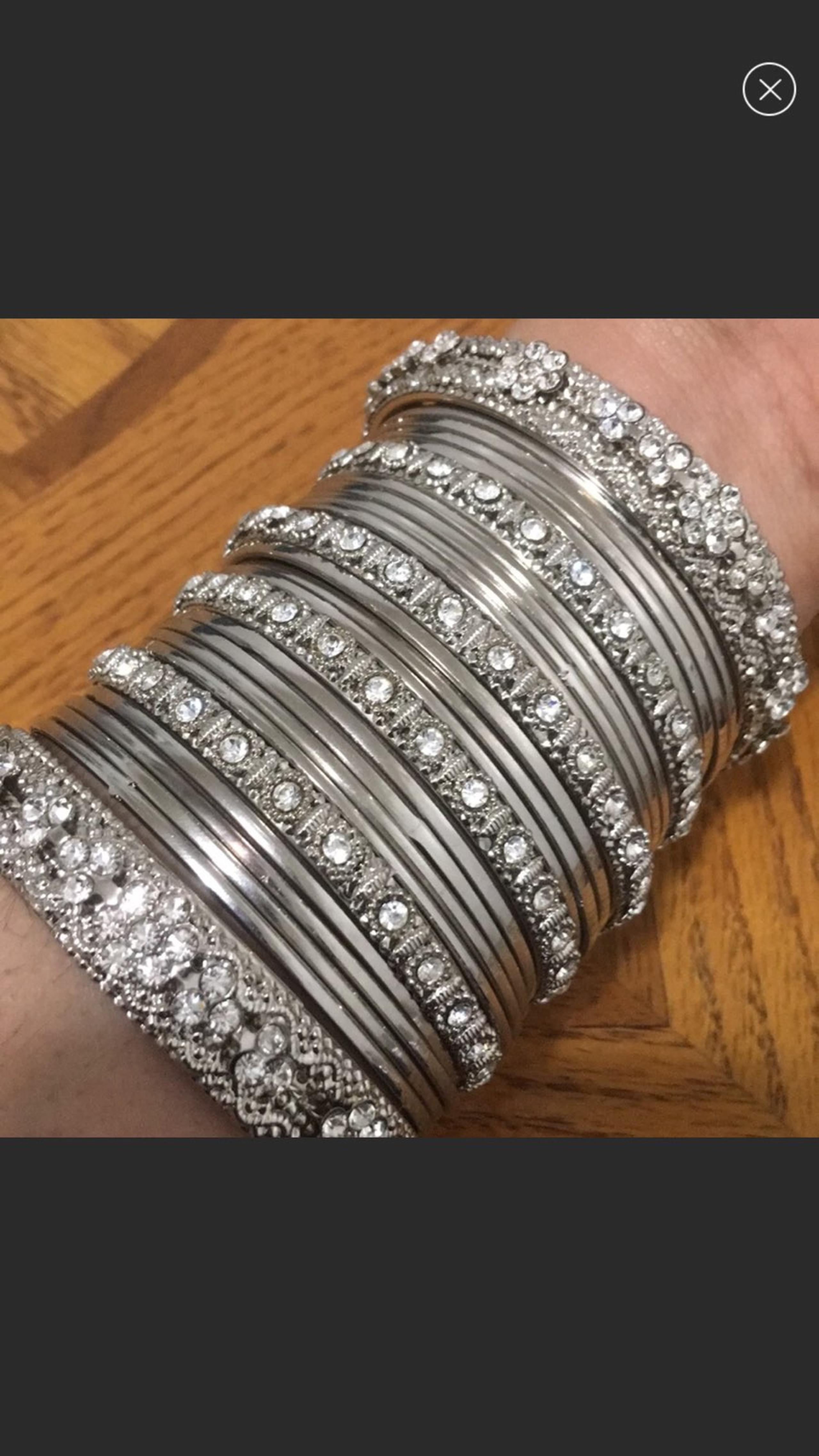Divine Bangle Set