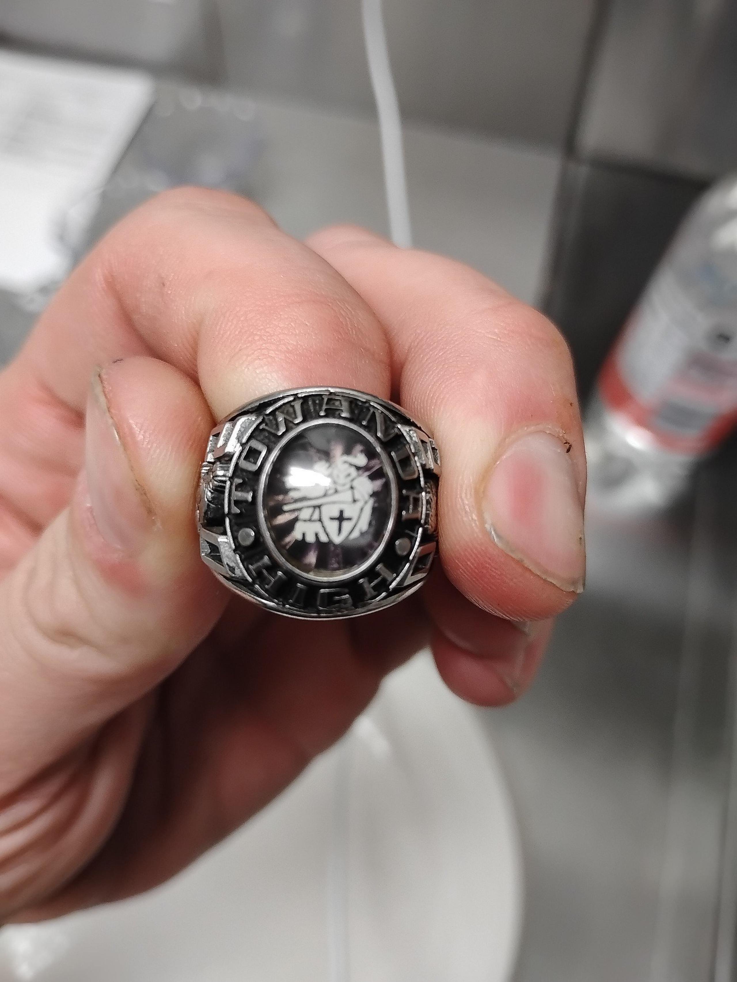 Keystone class ring Towanda PA  valadium size 8