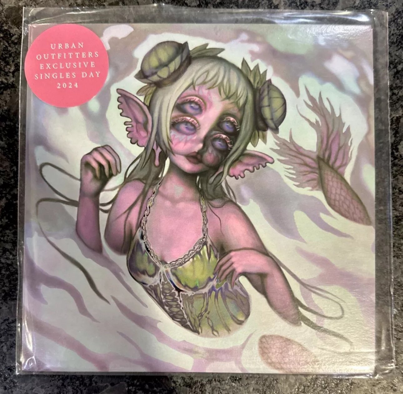 Melanie Martinez-MILK OF THE SIREN 7inch Vinyl Urban Outfitters UO Singles Day