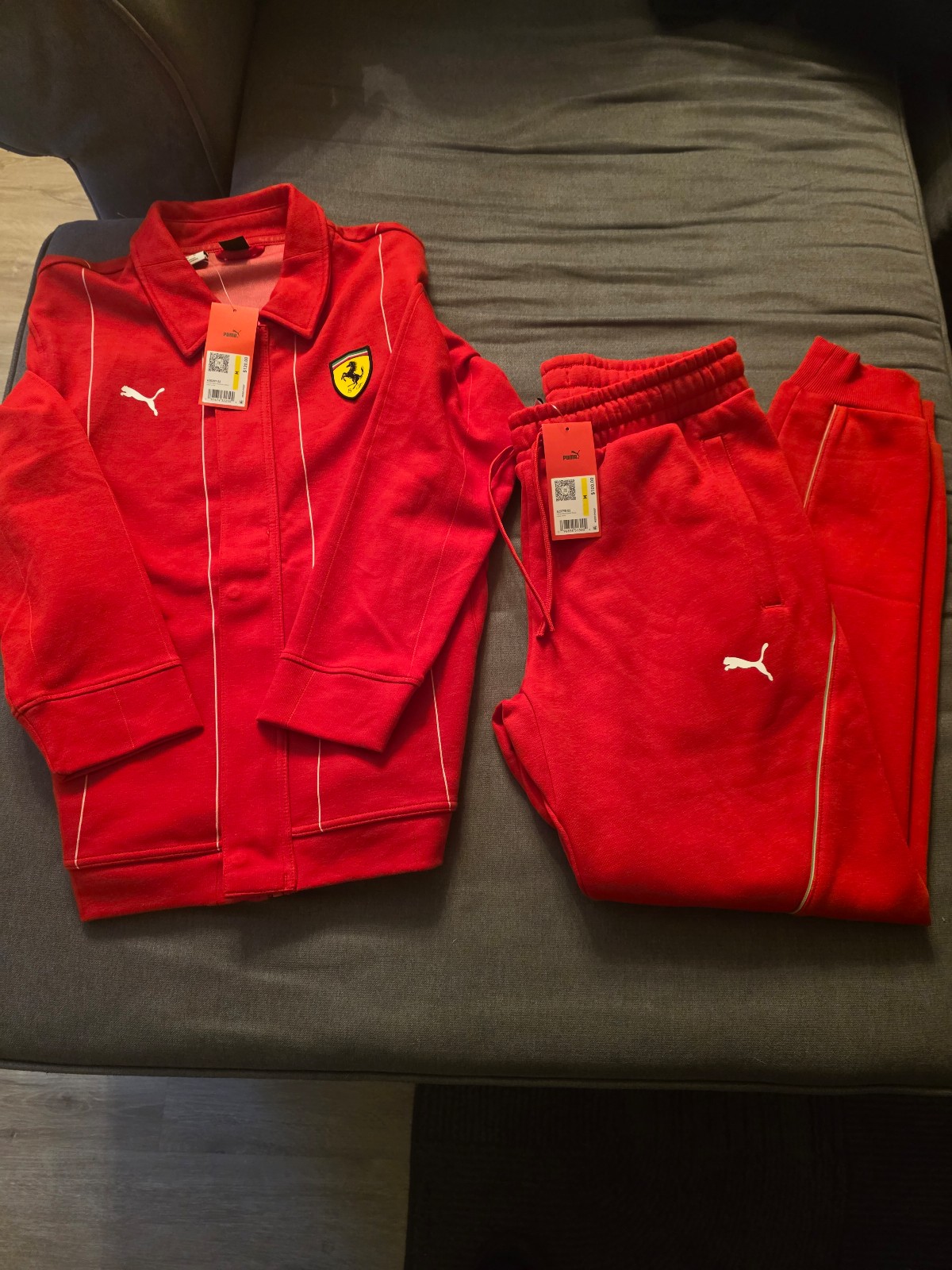 PUMA Men's Premium Ferrari Race Track Suit Jacket Pants Red Size M New with Tags