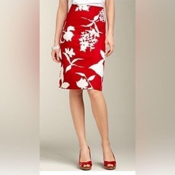 NWT Talbots Red and Off-White Patterned Skirt