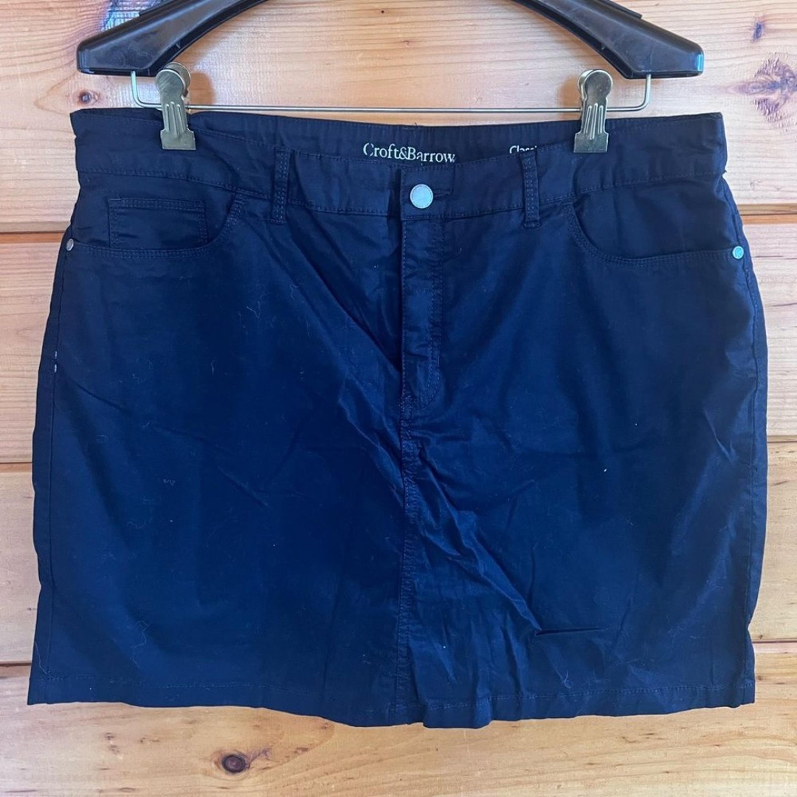 EXCELLENT WOMENS Croft & Barrow STRETCH COMFORT WAIST BLACK SKORT   SIZE 16