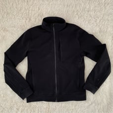 Lululemon Men’s Sojourn Jacket in Black, size M