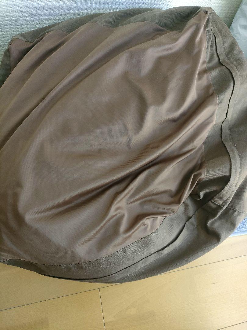 A sofa that makes you lazy - comes with a brown cover and a cooling cover for summer.