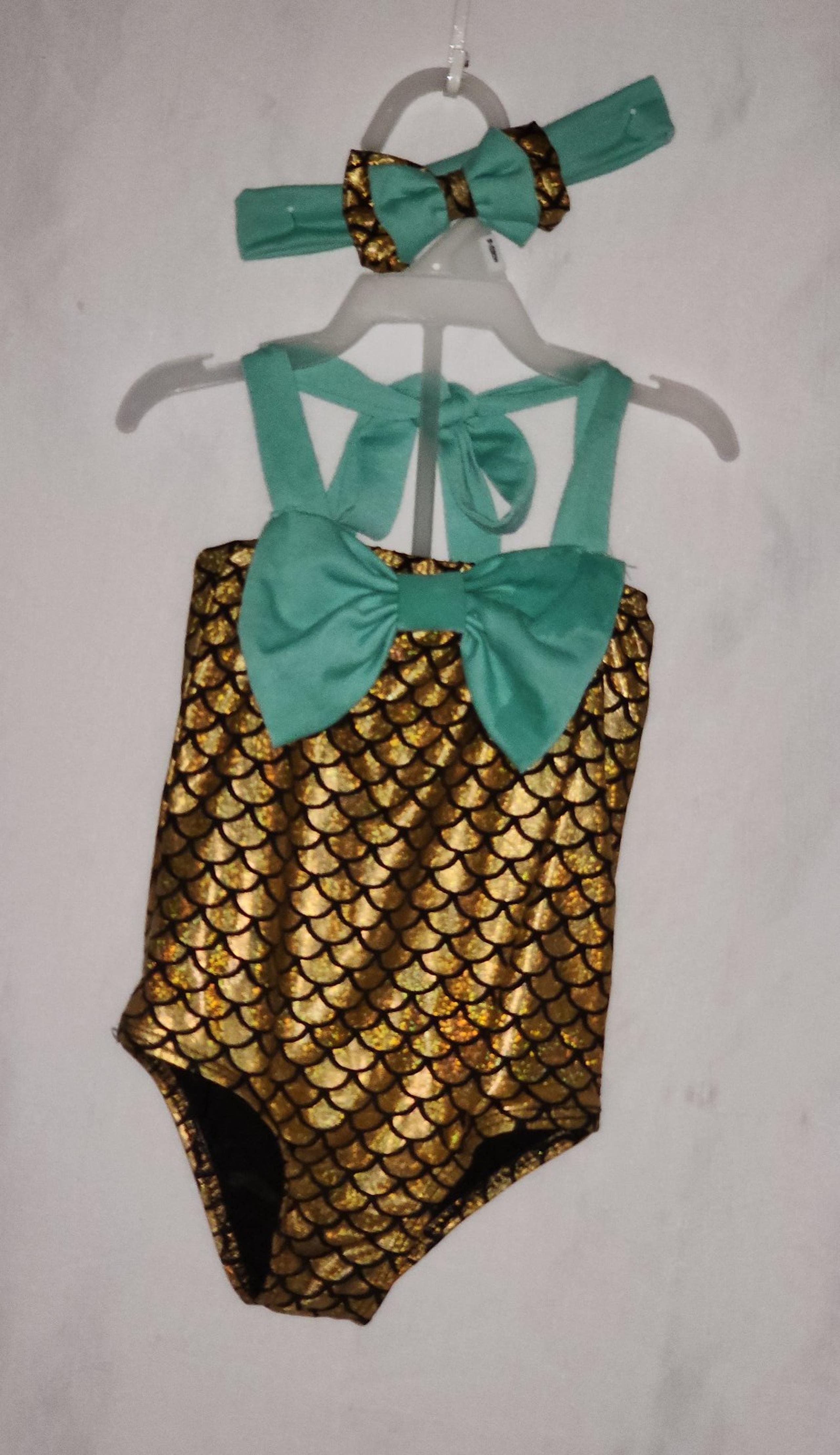 Girls Shein Swimsuit (size 3/4)