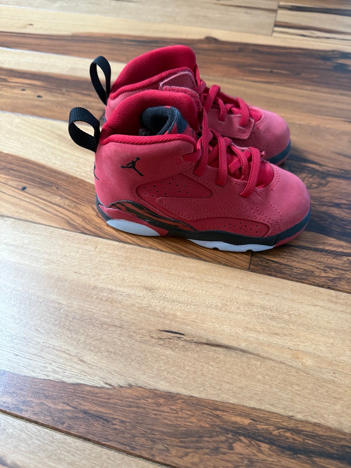 Nike Jordan Red Top Sneakers 8C