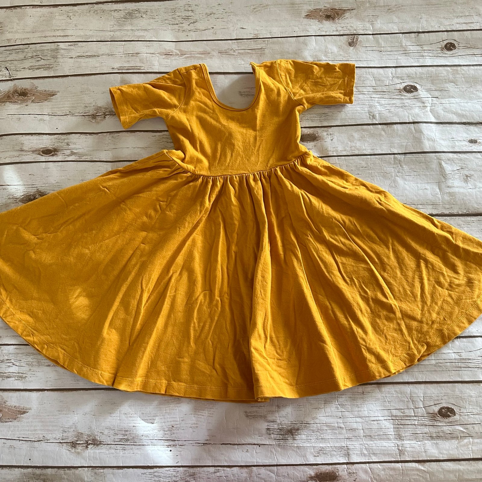 Alice + Ames mustard twirl
