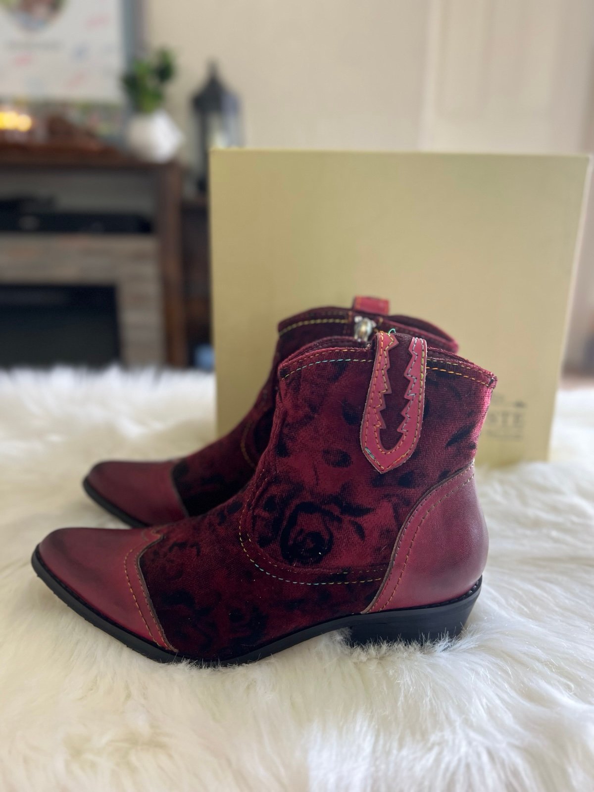 L'ARTISTE Country Pop Genuine Upper Leather Womens Boots NIB