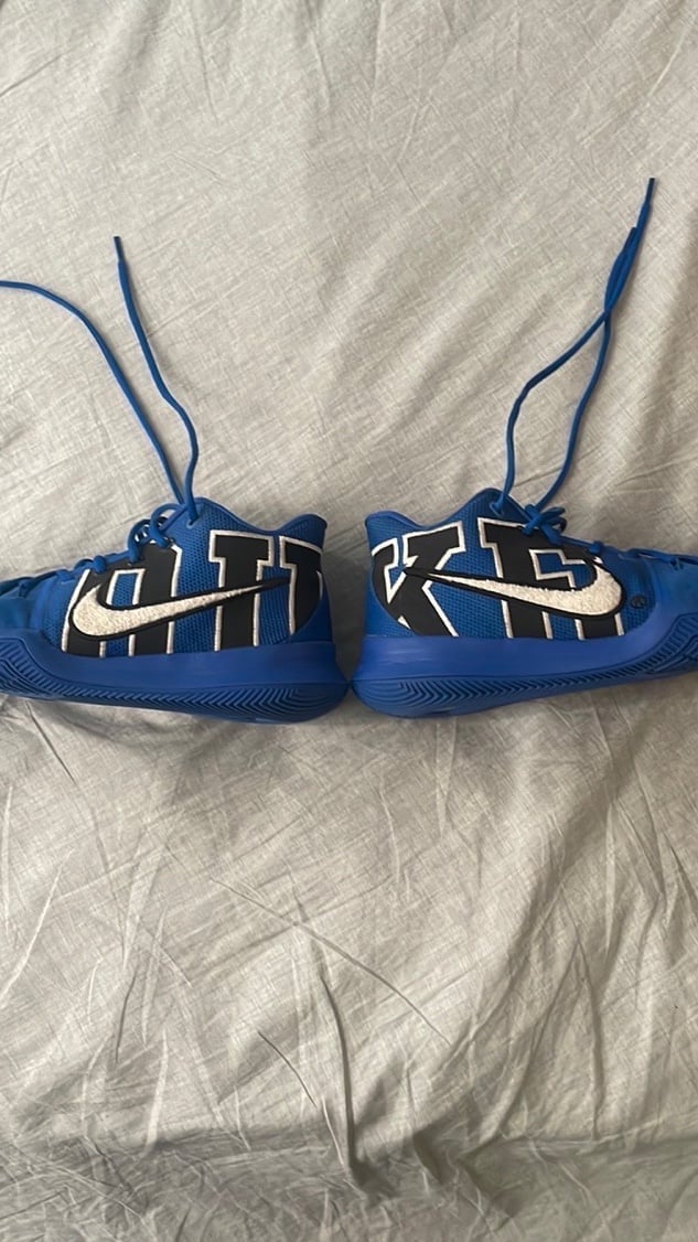 Nike Kyrie 3 Duke