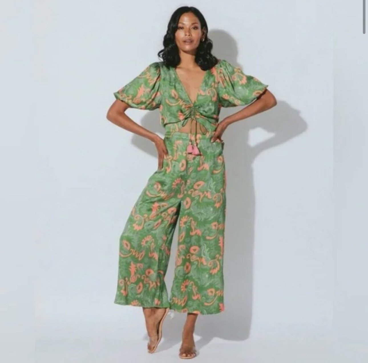 CLEOBELLA Claire Satin Jumpsuit Sz XS Abstract print Short Sleeve