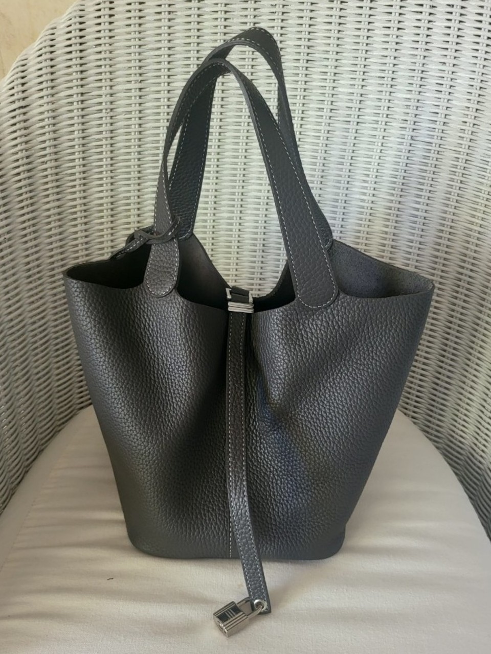 Gray Tote bag