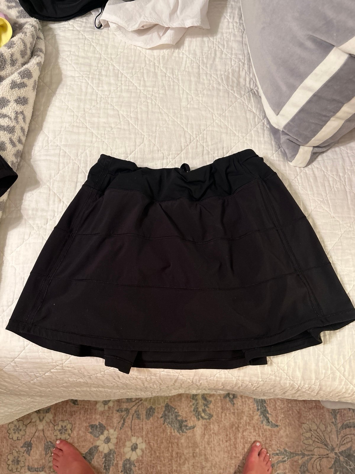 black lulu align skirt