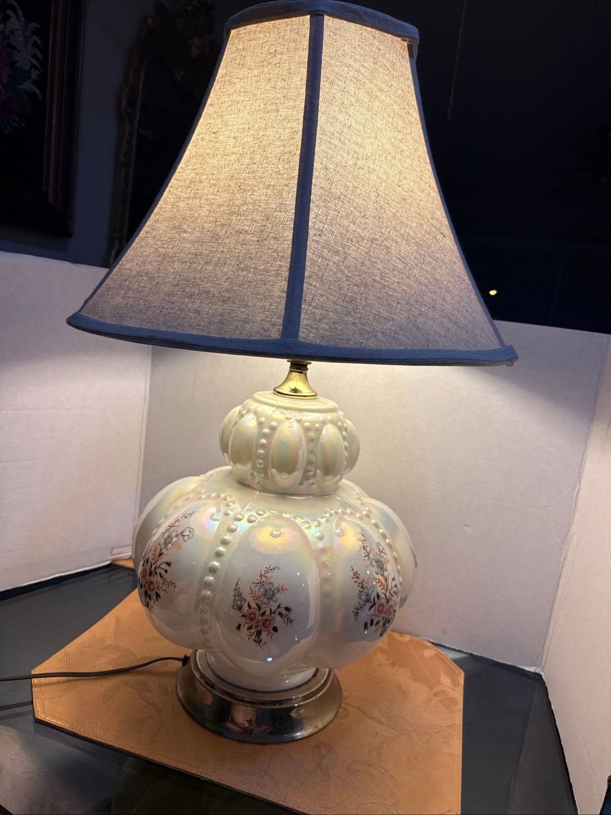 table lamp by Carl Falkestein embodies the elegance of the Hollywood Regency sty
