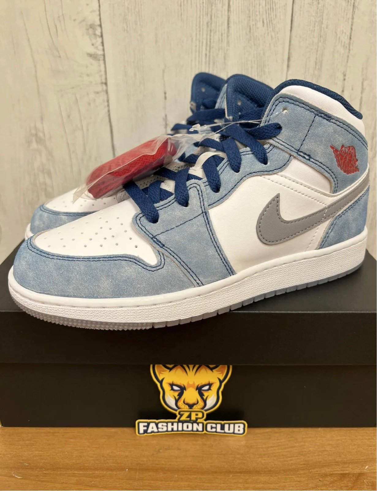 Air Jordan 1 Mid SE French Blue Light Steel GS DR6235-401