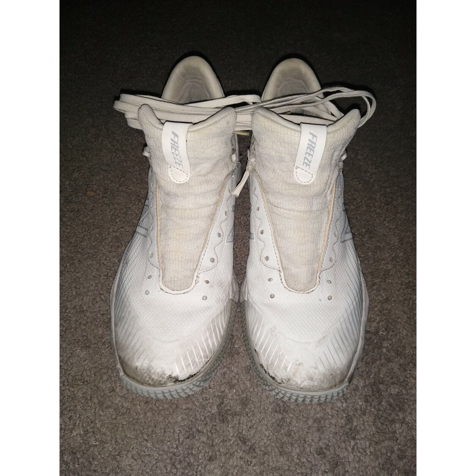 New balance freeze 2.0 deals turf