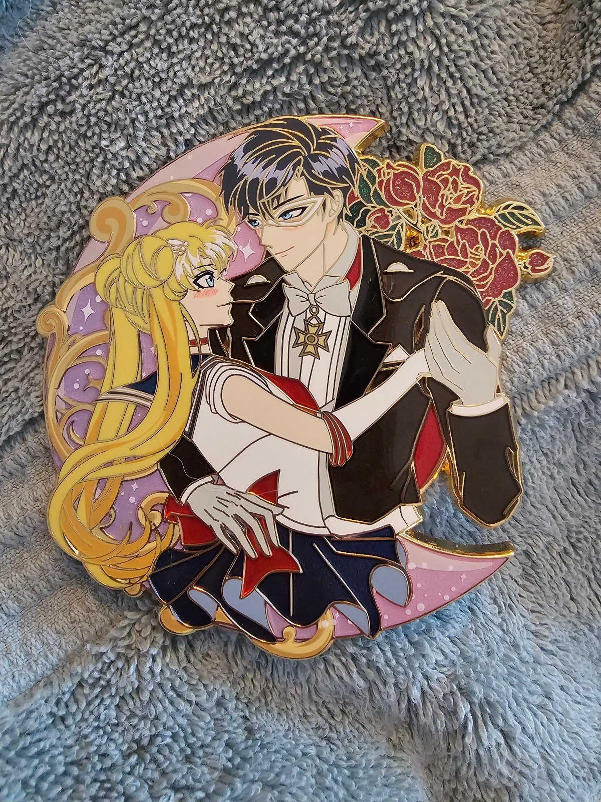 mintyxpins sailor moon and tuxedo mask pin