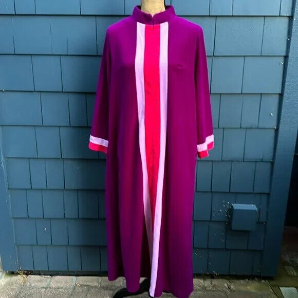 Vintage Vanity Fair, magenta purple, pink house, coat dress caftan