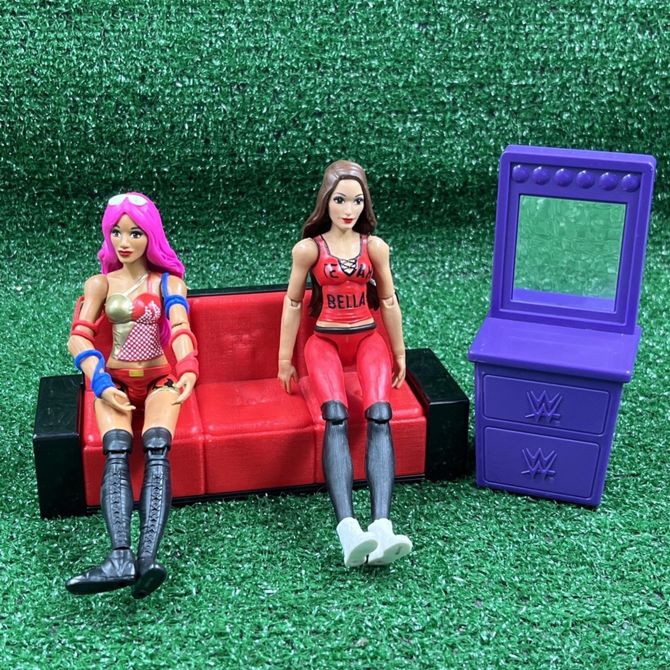 WWE Backstage Couch & Vanity Mirror With Bella & Sasha Banks