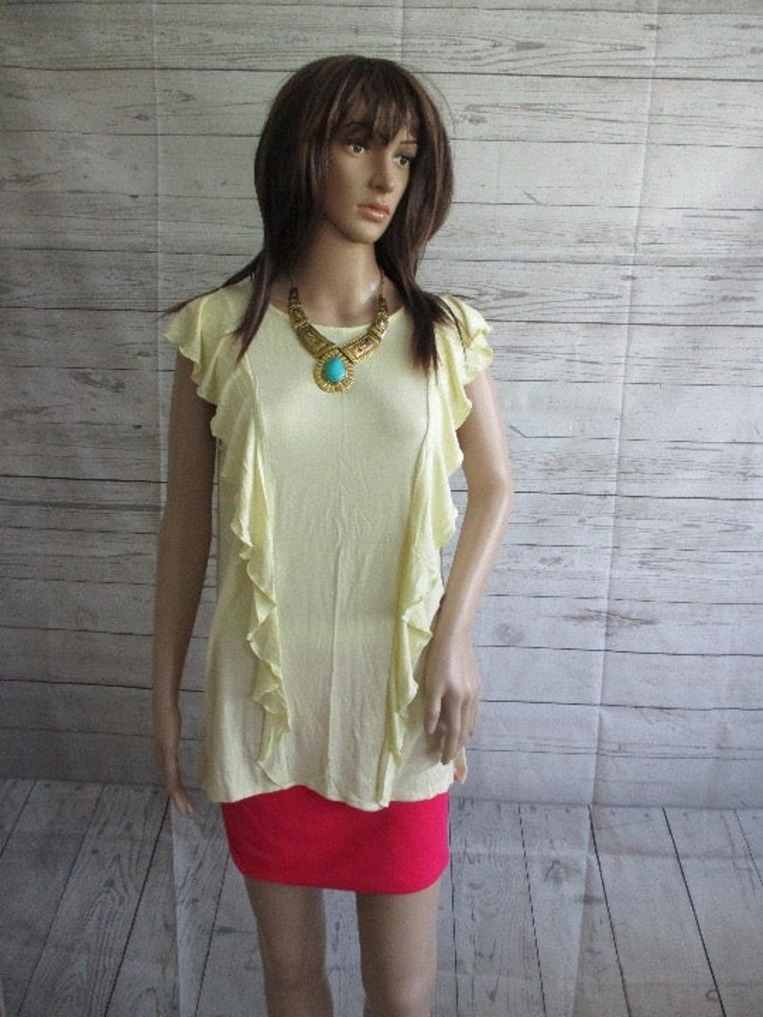 NWT - JOSEPH A. knit top - sz L - $58.00