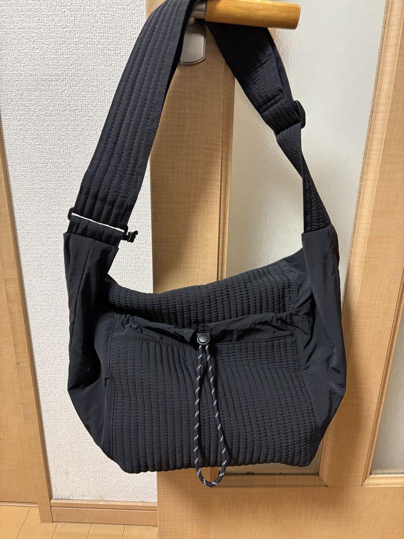 GrandeGrace Sling One-Shoulder Bag