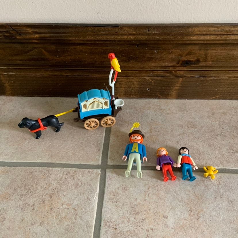 Playmobil Organ Grinder with Children 55