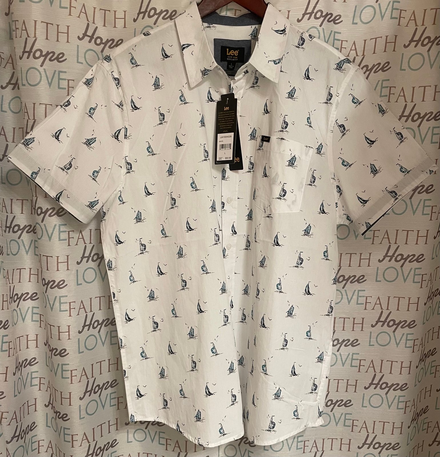 Lee Men’s Regular Fit Short-Sleeve Button-Down White Shirt, Size L