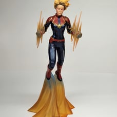 DIAMOND SELECT TOYS Marvel Gallery: Captain Marvel (Binary Power Movie Version)