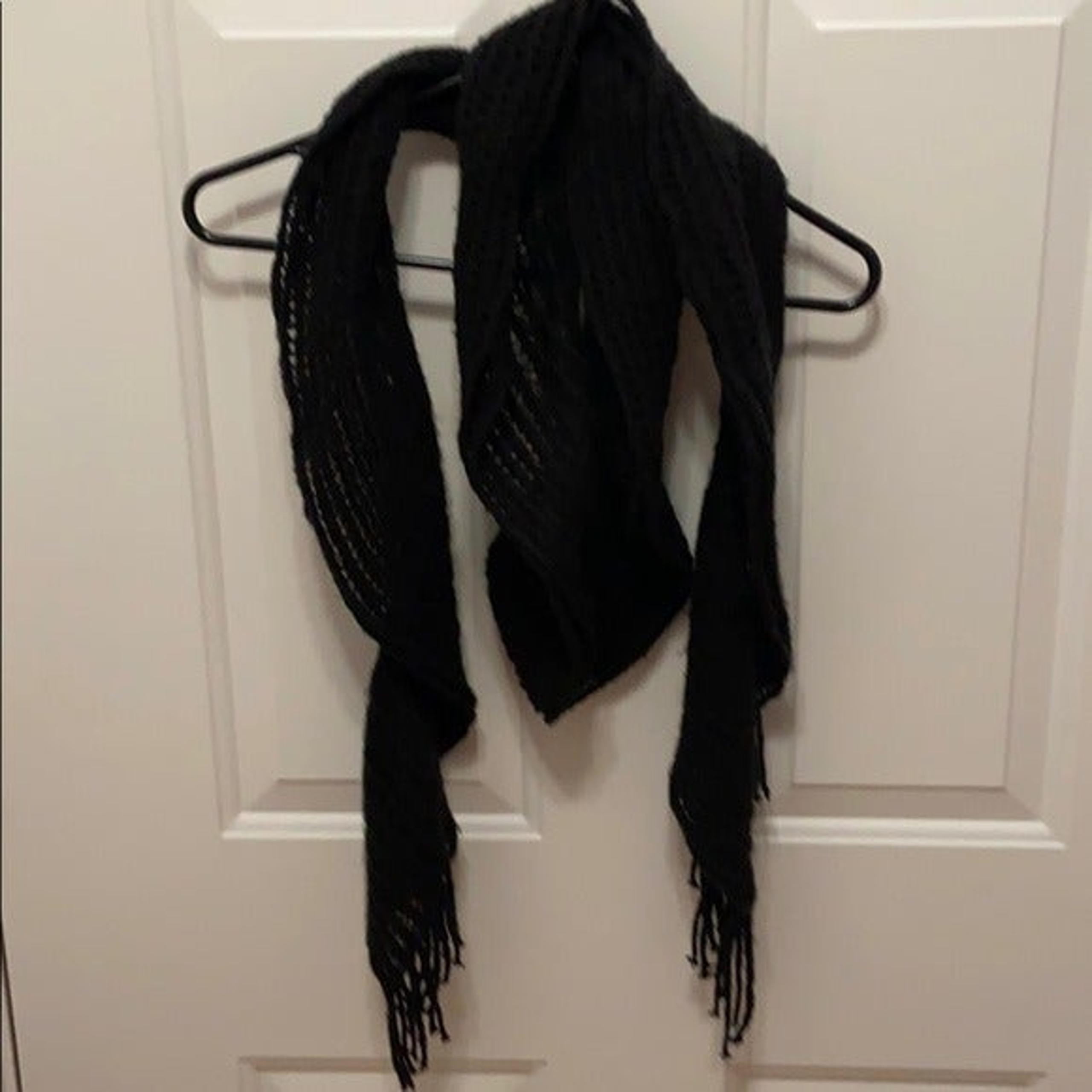 Black ruffled cowl fringe sweater scarf