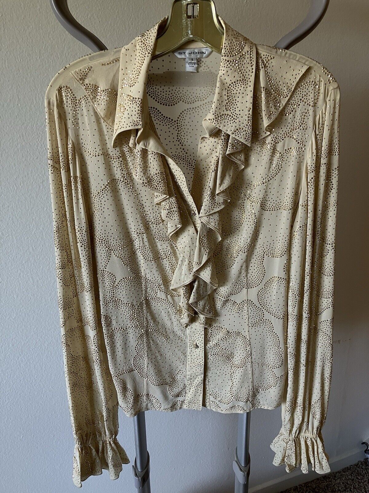 St John Lt Tan Gold Paillette Clouds Silk Ruffle Blouse Shirt Top Sz 6 STUNNING